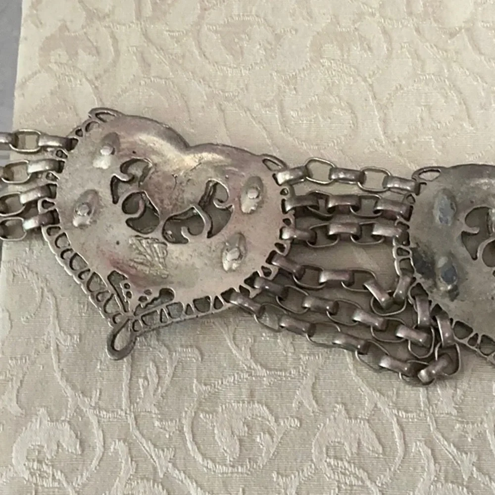 Vintage gorgeous statement